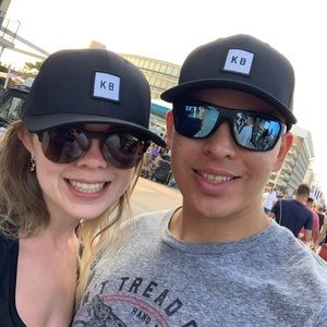 Meet your Posher, Dakota